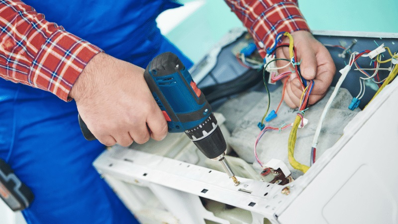 Gebze Siemens Siemens çamaşır makinesi kart tamiri – Su almama arızası orijinal parça ile giderildi. - Teknik servis örneği